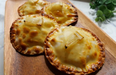 餃子の皮のアップルパイ