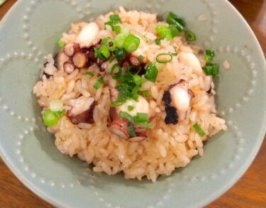 タコが踊るタコ飯